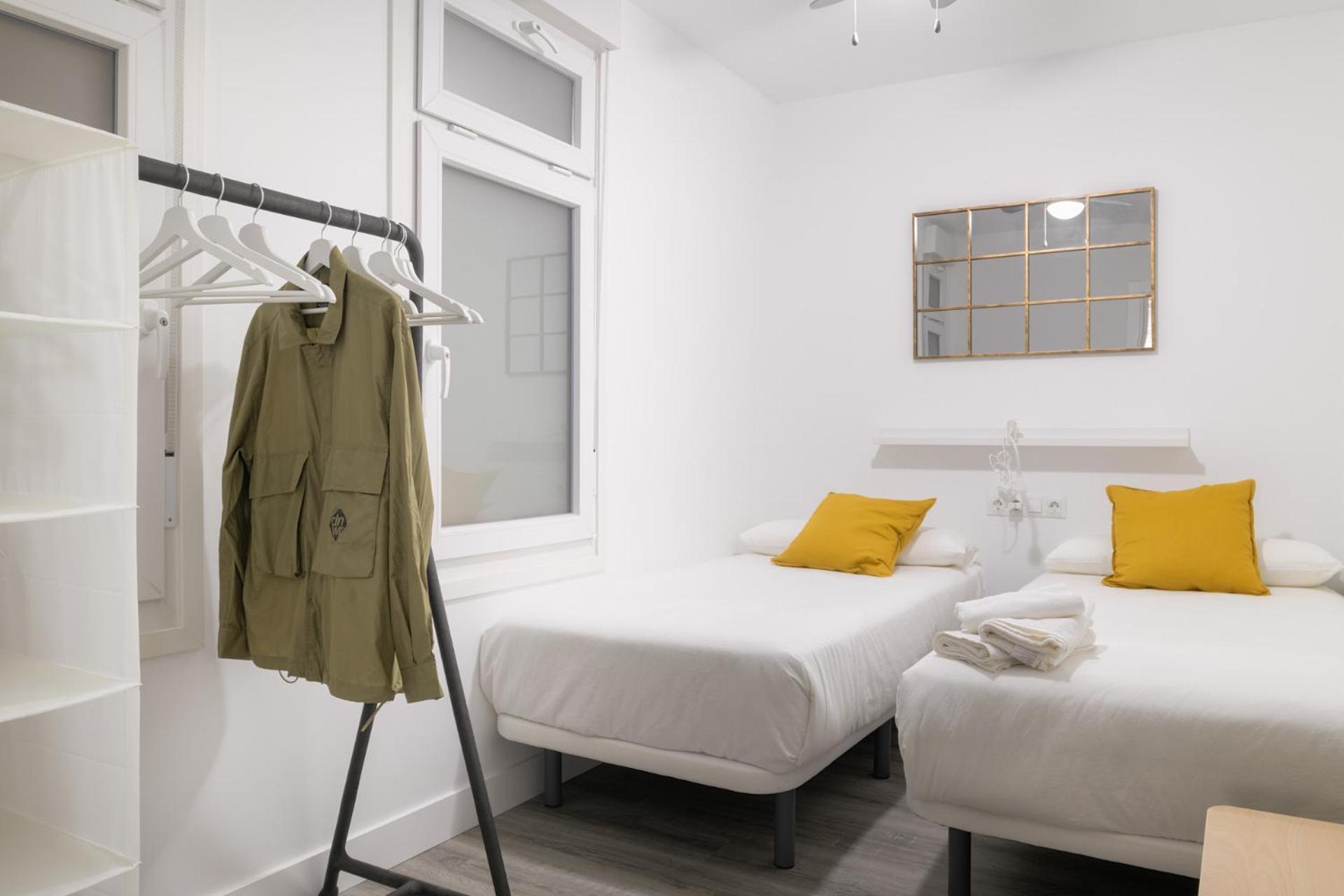 Appartement 1893 180 M. From The Old Town, A/c *